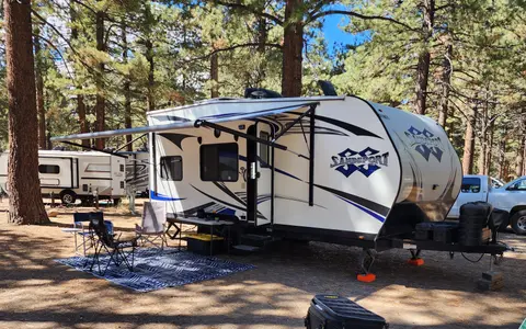 Mark's Pacific Coachworks 20EX Toy Hauler