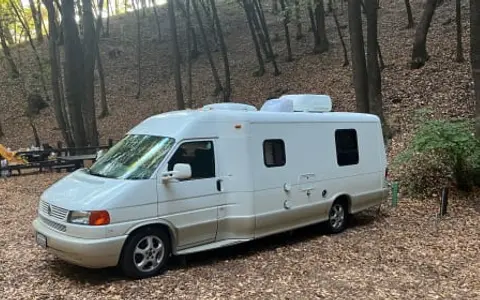 2003 Volkswagen Winnebago Rialta
