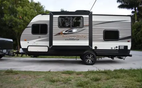 2017 Starcraft Autumn Ridge Mini 18BHS