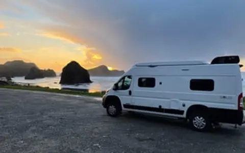 2021 Winnebago Solis 59PX