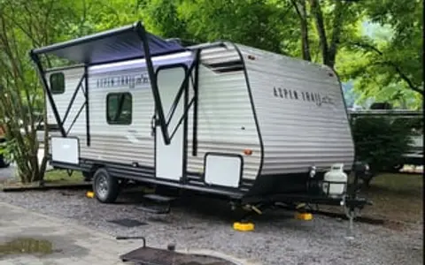 ★FULL size BUNKS★Sleeps 6★Exit 407