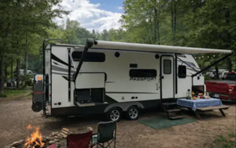 "Mountain Breeze" Keystone Passport sleeps 6