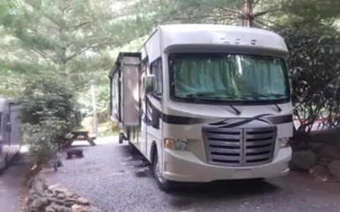 2014 Thor Motor Coach ACE 27 1
