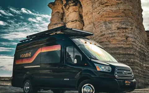 The Perfect Getaway Van (2019 2WD Vandoit DO EL Highroof)