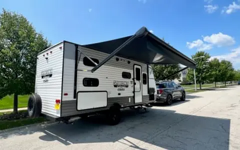 Bougie Glamping Machine -Light Weight -2022 KZ Sportsmen 191BHK(New 7/2023)