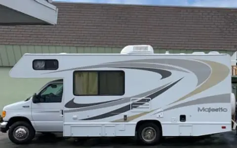 2004 Four Winds Majestic