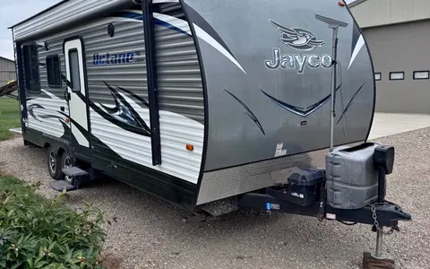 Jayco Octane Super Lite 26’ Toy Hauler