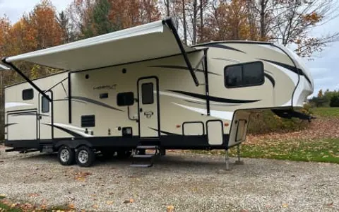 2018 Keystone RV Hideout (Delivery, Setup, and Pickup included)