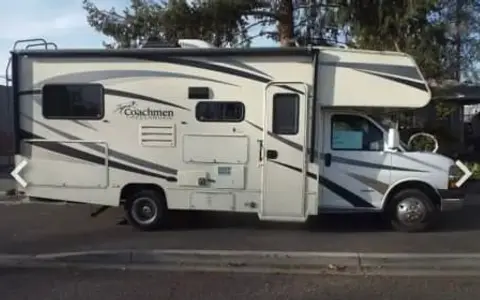 Find your adventure in The Nellie Bly, 2017 Coachmen Freelander, sleeps 6