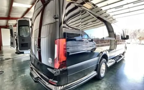 Luxury 10 Passenger Van with Bathroom