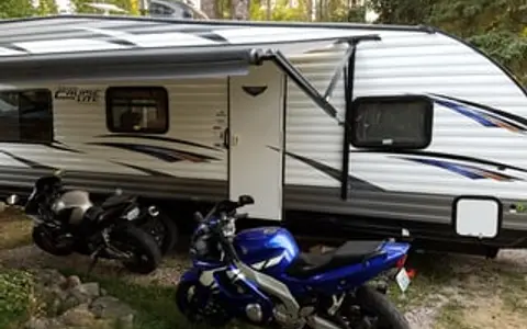 2017 Forest River 211SSXL Travel Trailer / Toyhauler