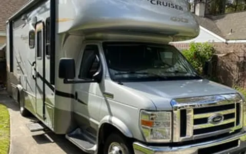 2008 Class c Gulf Stream with 2 ac units