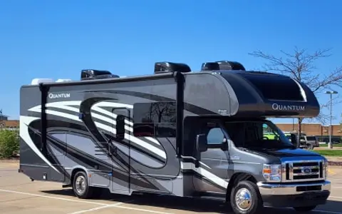 2022 Thor Motor Coach Quantum KW29
