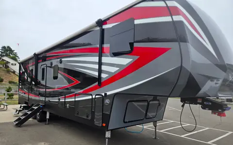 RVING BABY!! LETS DO THIS.