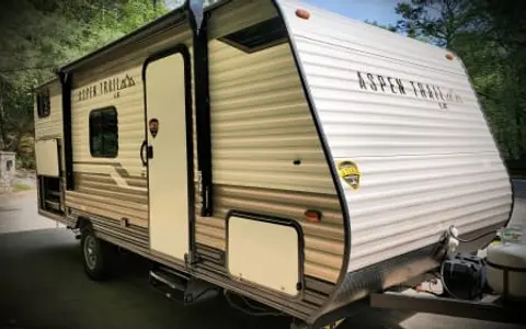 2021 Dutchmen Aspen Trail LE 19ft
