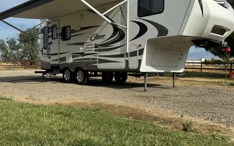 Keystone 276rls Fifth Wheel