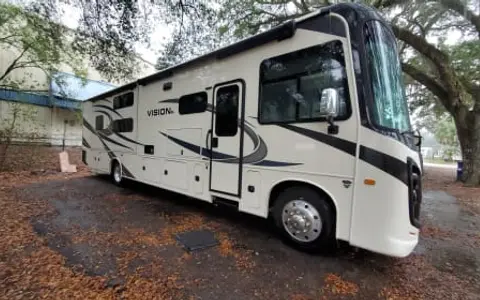 2022 ENTEGRA VISION XL 39'