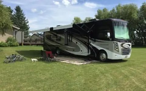 2017 Thor Motor Coach Challenger 37TB
