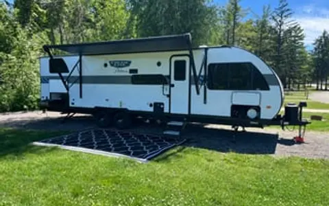 Forrest River Salem Sleeps 10 FULLY STOCKED!!