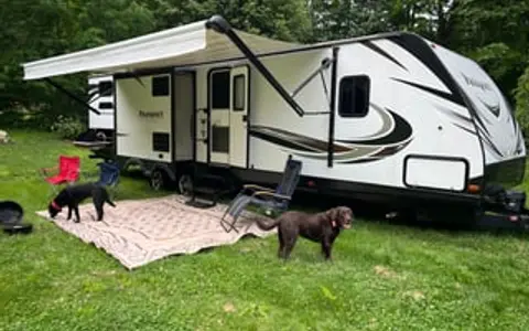 Extended Season Ready! kiddos and fidos friendly