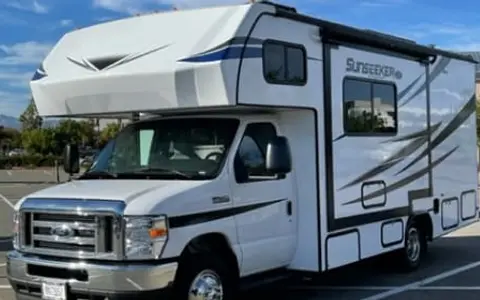 Family time OR just an escape?  Book our 2022 Easy to Drive 24.5 ft RV!
