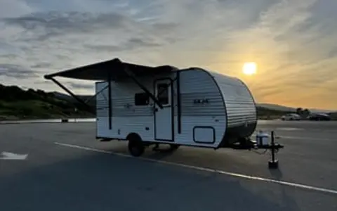 Levi’s Easy Tow Family Camper