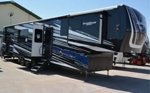2023 Fifth Wheel RiverStone 45BATH DELIVERY ONLY
