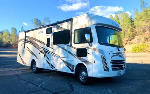 Ken's Thor Motor Coach A.C.E Class A