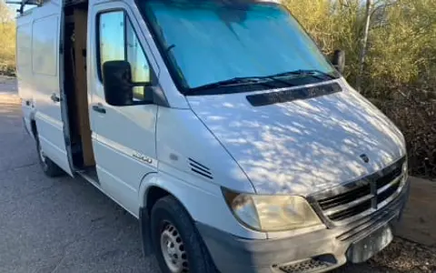 2003 Dodge Sprinter, 144" wheelbase, good mpg