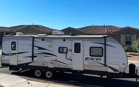 King’s Forest River 2850 Travel Trailer
