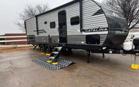 2025 Catalina Coachmen 261BHS **15% Discount**