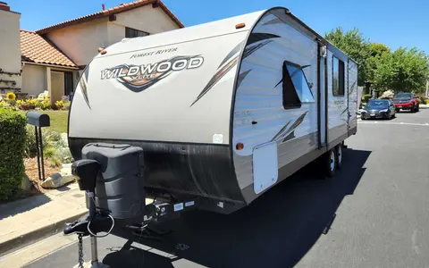 Danny's Forest River Wildwood X Lite Travel Trailer