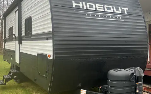 Alex's Keystone 240BH Travel Trailer