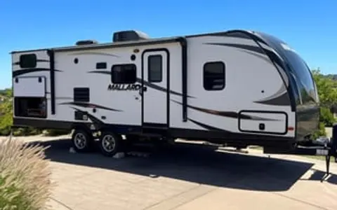 All Inclusive 8-Person Bunkhouse Retreat!!!