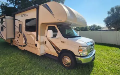 32' Bunkhouse - Your Home Away From Home