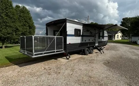 Spacious Toy Hauler for Outdoor Lovers