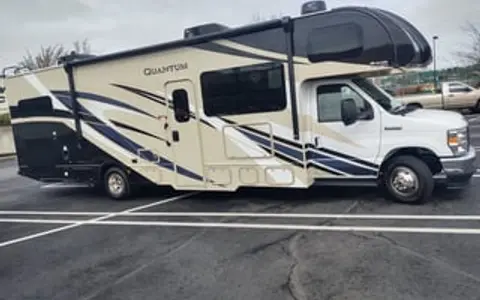 2021 Thor Motor Coach Quantum LF31