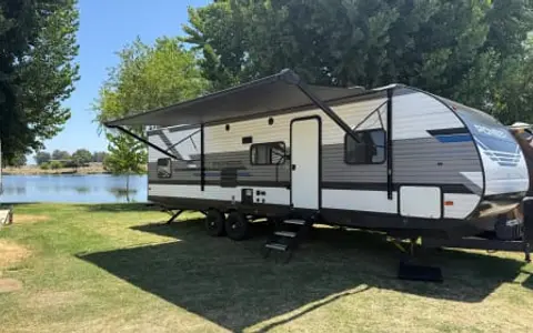 Family Camping Made Easy! Sleeps 8 • Delivery Available Upon Request