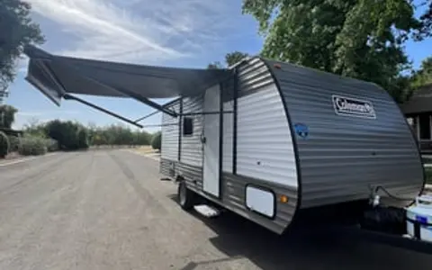 2024 Coleman Lantern 17b