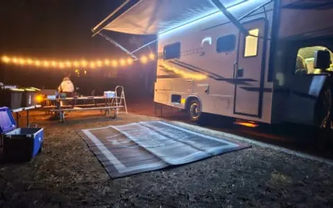 2025 Jayco Redhawk - Family friendly, Compact & Comfortable RV for 6 guests