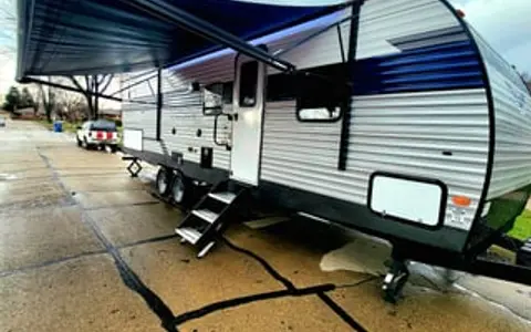 2022 Prime Time RV Avenger 27DBS