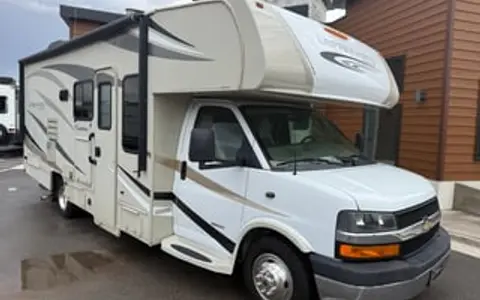 2018 Coachmen LEPRECHAUN 240FS