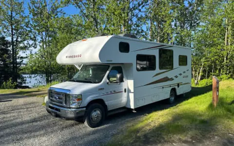 2019 Winnebago Perfect Size! Easy to Drive!