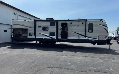 Keystone Spacious 2 bedroom bunkhouse