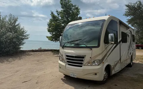 Thor Motor Coach Axis Class A 25.4