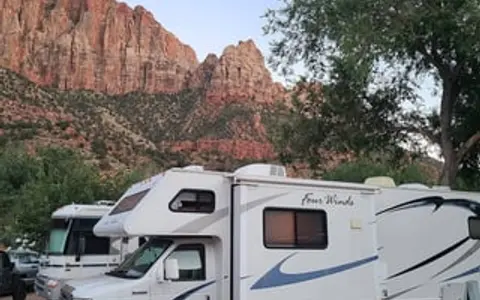 2011 Four Winds RV Chateau 31B