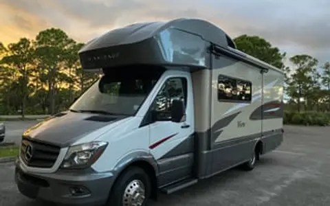 The View: Winnebago View 24J • EZ to Drive • Wifi