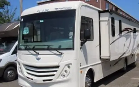 2020 Fleetwood RV Flair 32S