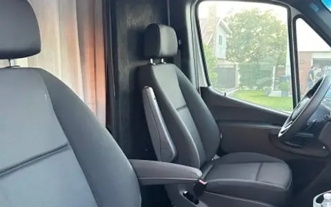 2022 Mercedes-Benz Sprinter 170 RWD CoZy Van