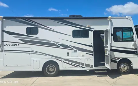 La city Winnebago Intent Class A